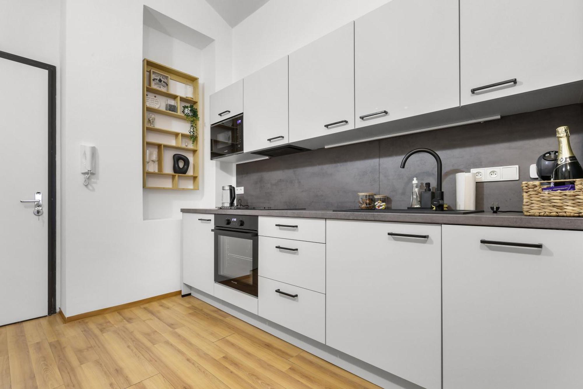 Cozy Near Center - Zizkov Appartamento